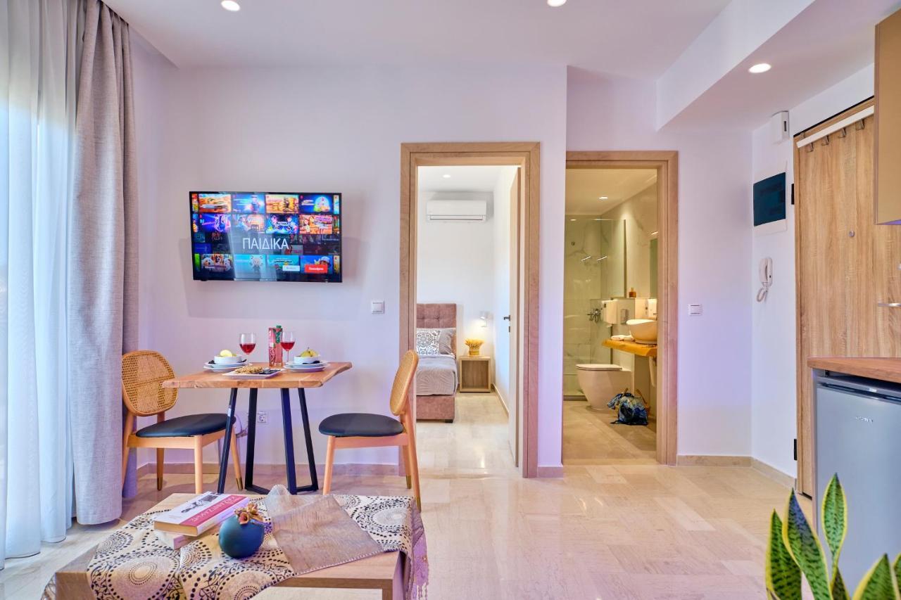 Sunflower Suites Gouvia Corfu Bagian luar foto