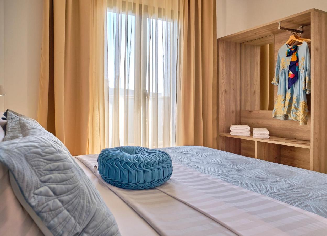 Sunflower Suites Gouvia Corfu Bagian luar foto